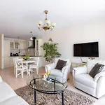 Spacious 2bdr In Old Town Vilna