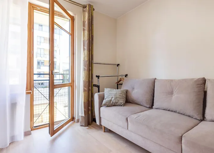 Butas Spacious 2bdr In Old Town