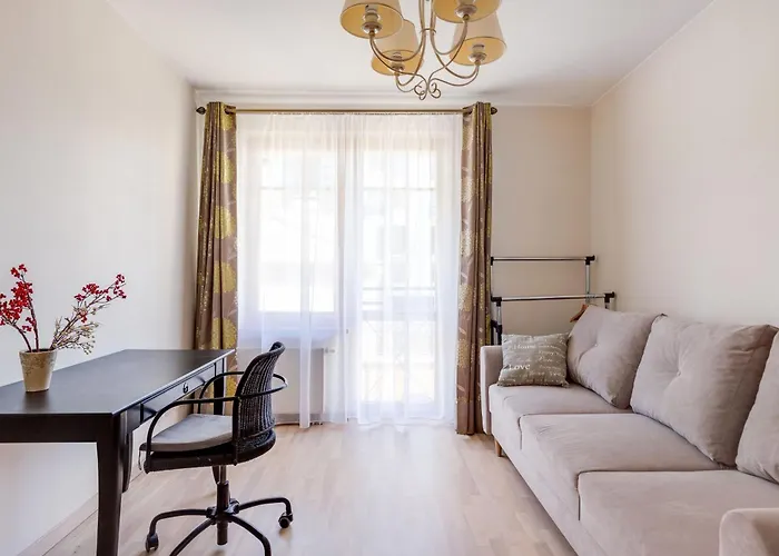 Spacious 2bdr In Old Town