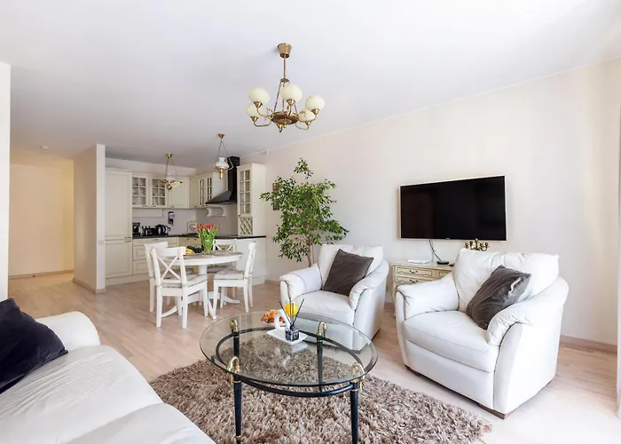 Spacious 2bdr In Old Town Vilnius