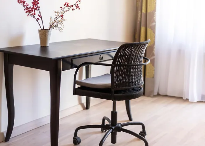 Spacious 2bdr In Old Town *