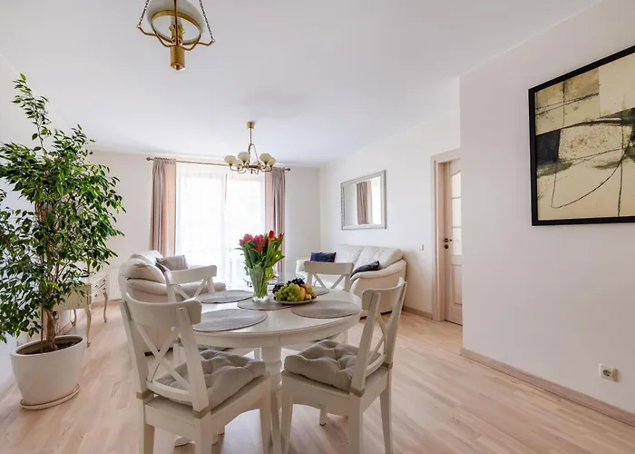 Butas Spacious 2bdr In Old Town *