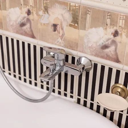 Spacious 2bdr In Old Town Апартаменты *