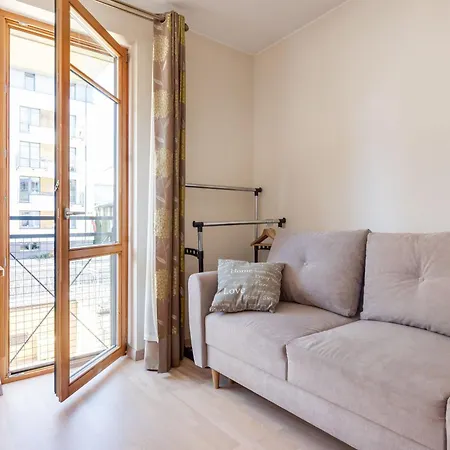 Апартаменты Spacious 2bdr In Old Town