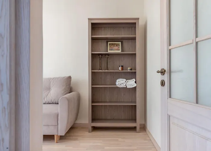 Spacious 2bdr In Old Town Vilnius